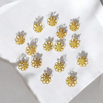 Cuentas Metalicas Curvas tipo Flor para Bordado 16mm Dorado